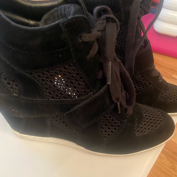 Ash Mesh high Tops - Picture 4 of 5